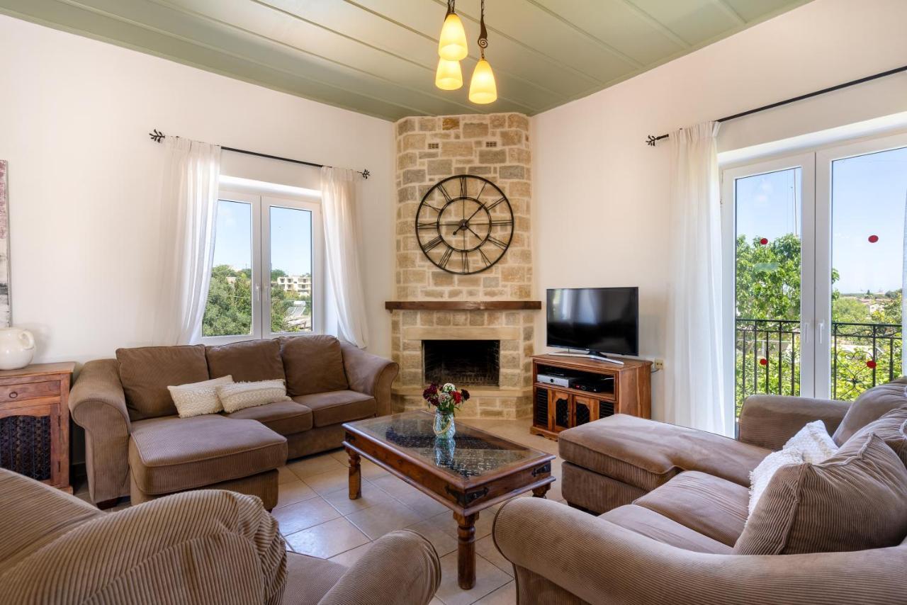 The Artemis Home, Pure Rustic Romance, By Thinkvilla Вилла *